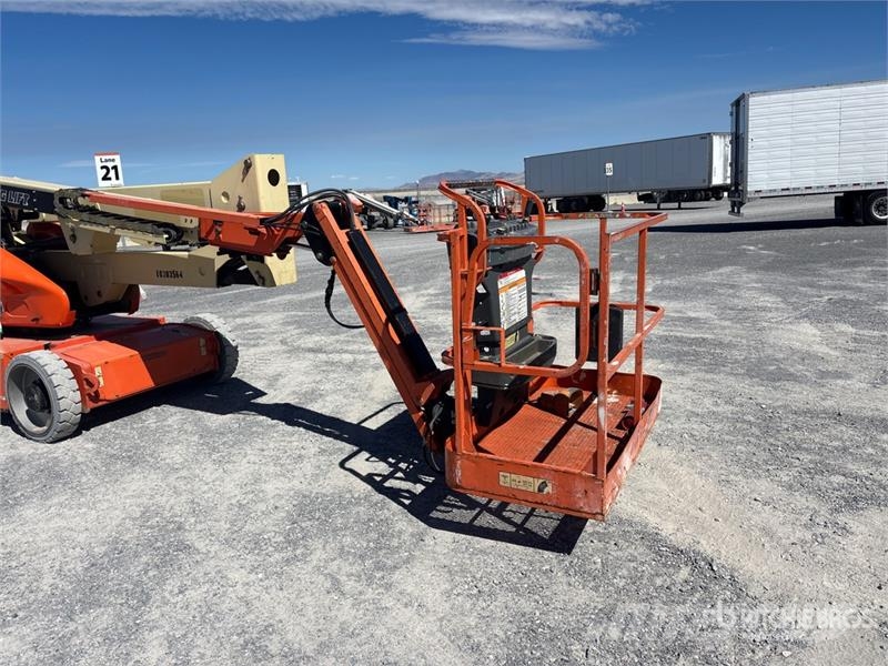 JLG E450AJ Articulating Boom Lift Gelenkteleskoparbeitsbühnen