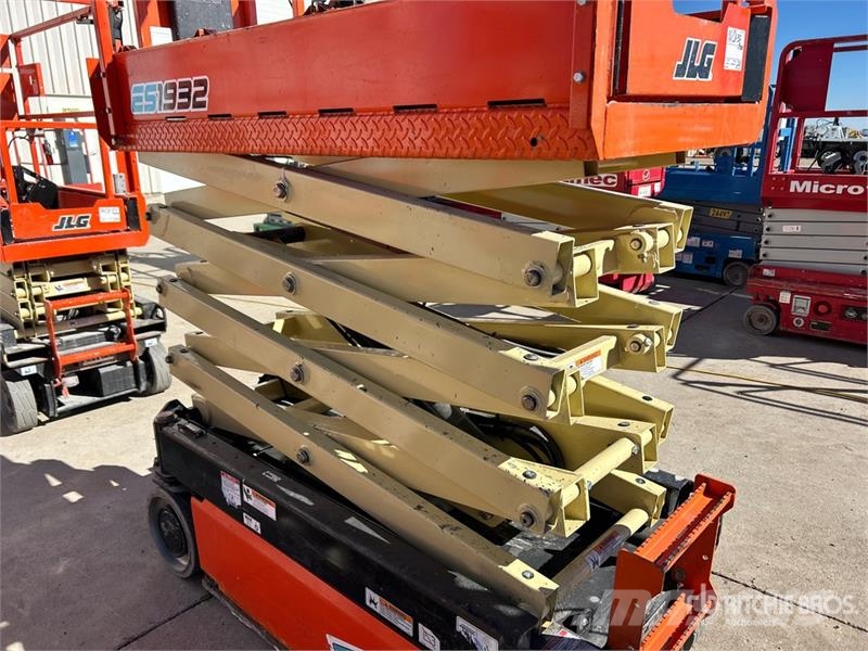 JLG ES1932 Electric Scissor Lift Scissor lifts