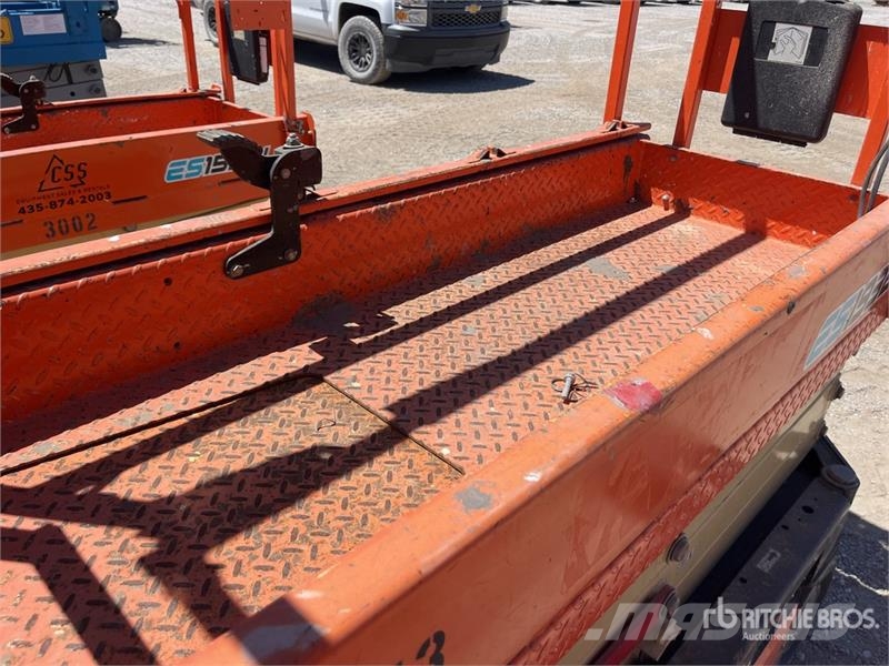JLG ES1932 Electric Scissor Lift (Inoperable) 剪式升降機