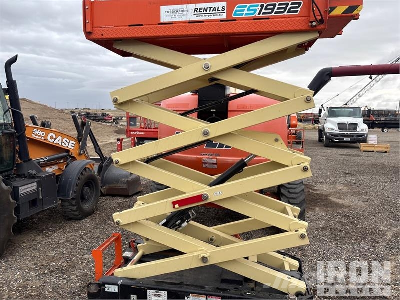 JLG ES1932 Electric Scissor Lift Šķerveida pacēlāji