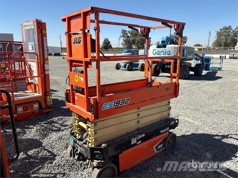 JLG ES1932 Electric Scissor Lift Scissor lifts