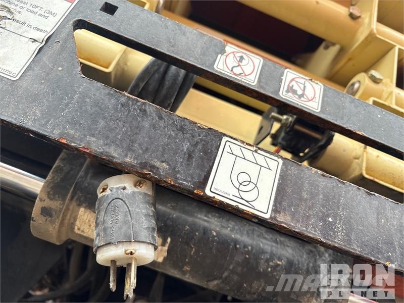 JLG ES1932 Electric Scissor Lift Šķerveida pacēlāji