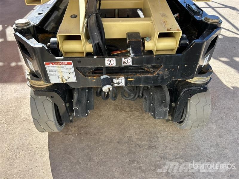 JLG ES1932 Electric Scissor Lift Scissor lifts