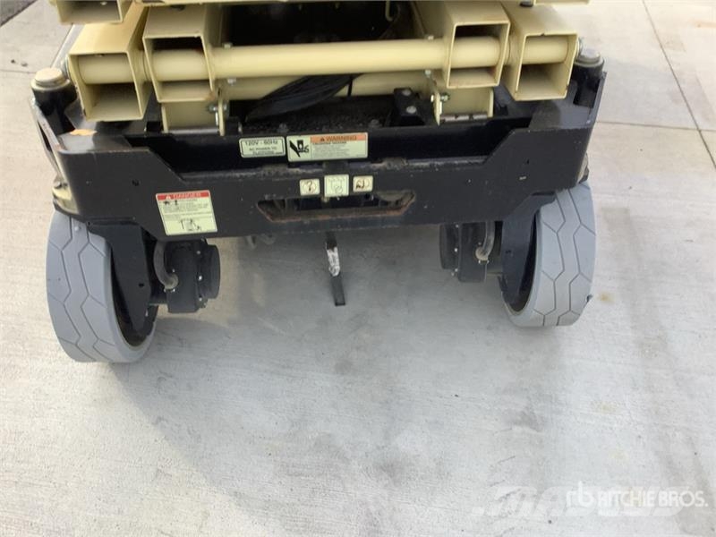 JLG ES3246 Electric Scissor Lift Scissor lifts