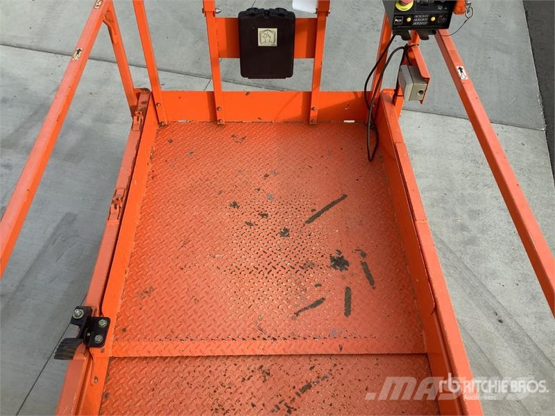 JLG ES3246 Electric Scissor Lift Scissor lifts