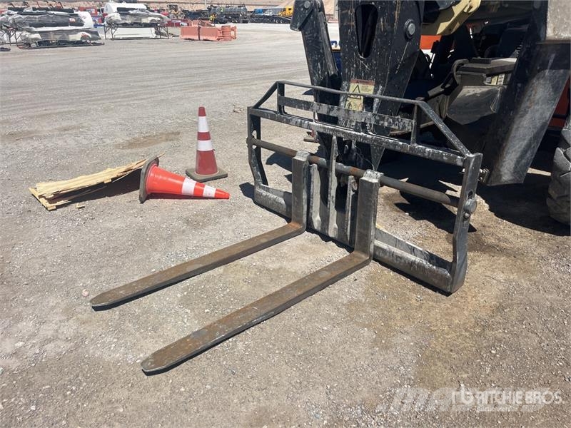 JLG G10-55A Teleskopski viličarji