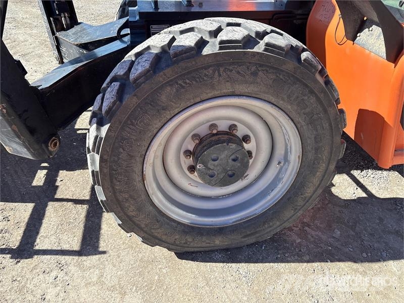JLG G10-55A Teleskooplaadurid