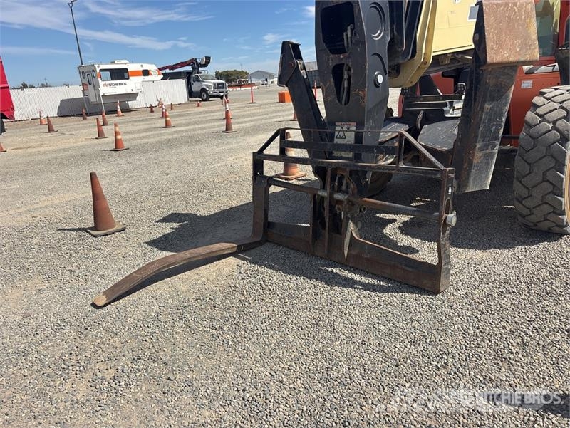JLG G12-55A Teleskopski viličarji