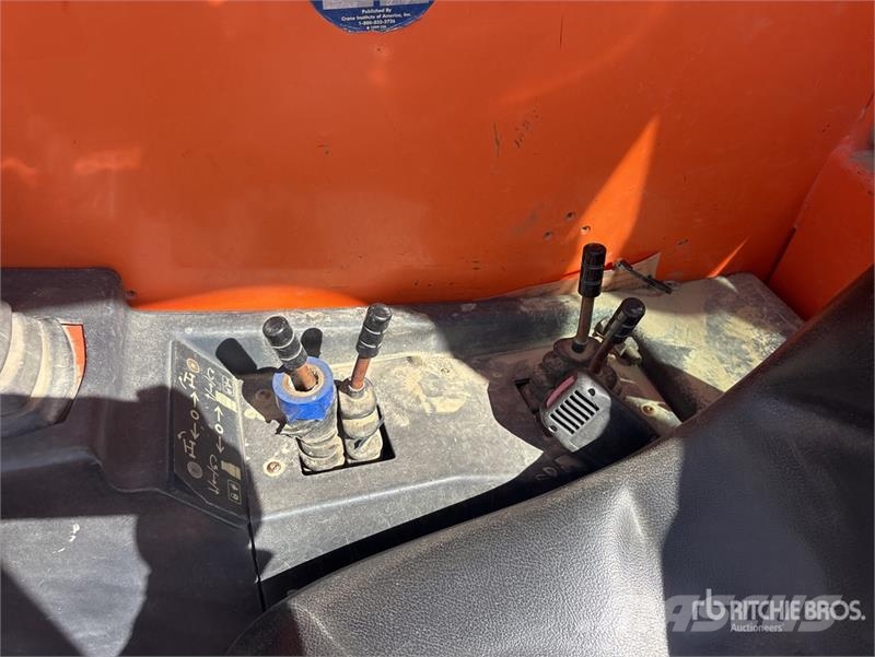 JLG G12-55A Teleskopski viličarji