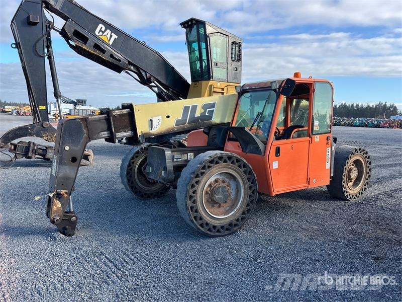 JLG G642-A مناولات متداخلة