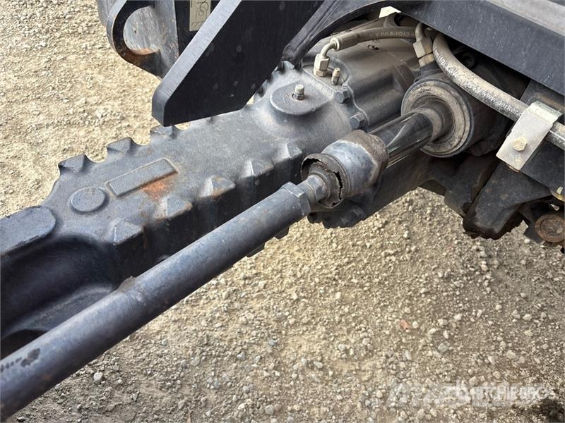 JLG G9-43A 伸縮臂操作車