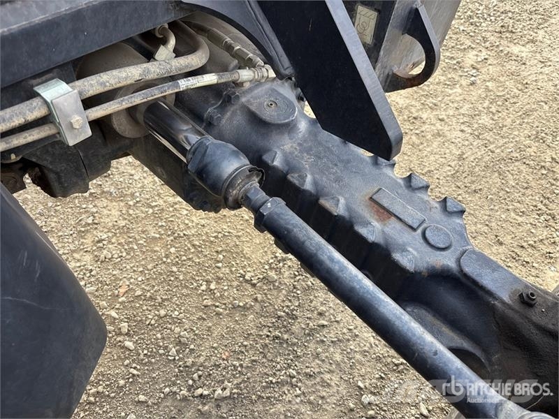 JLG G9-43A 伸縮臂操作車