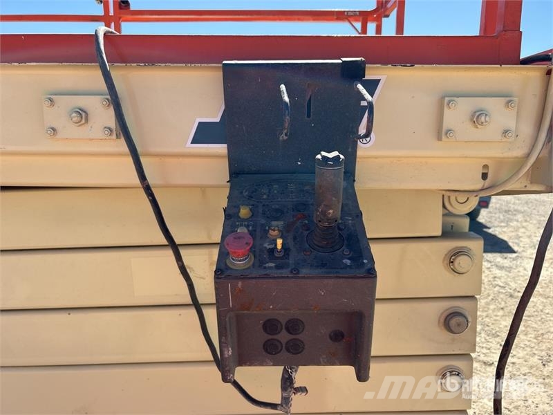 JLG M4069LE Elevadores de tesoura