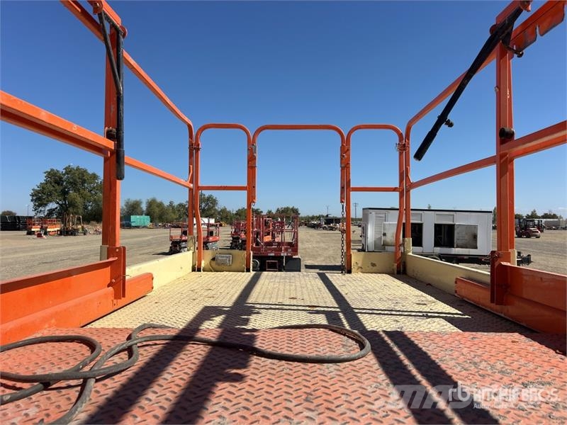 JLG M4069LE Elevadores de tesoura