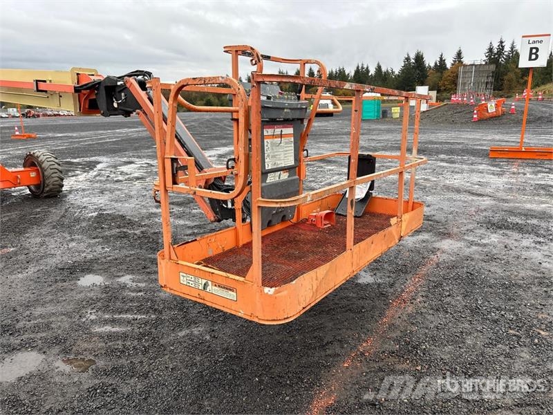 JLG M600JP 2WD Hybrid Telescopic Boom Lift 伸縮臂高空作業車