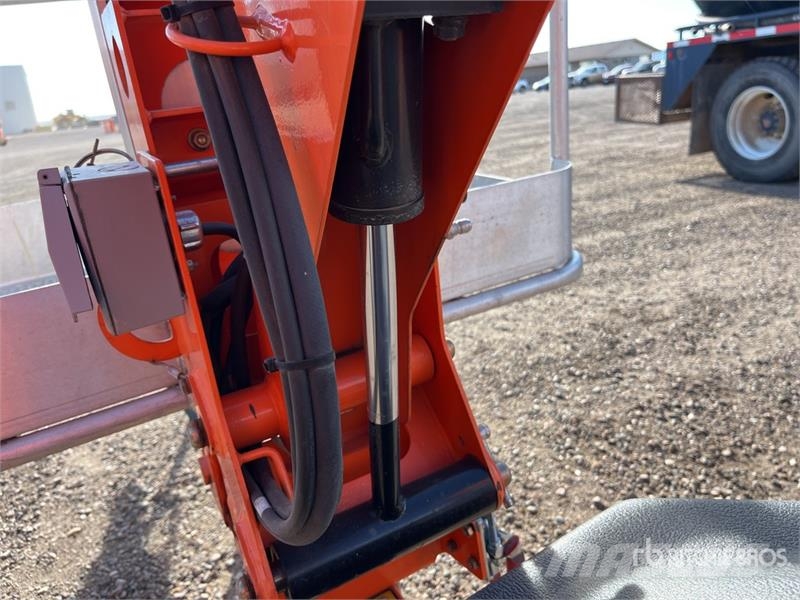 JLG T-350 Towable Lift (Inoperable) Plataformas remolcables