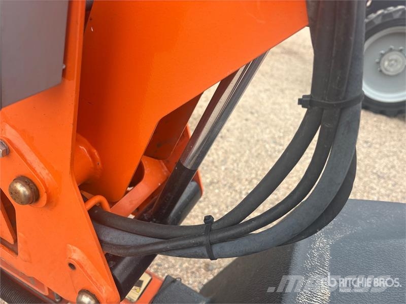 JLG T-350 Towable Lift Plataformas aéreas montadas em reboque