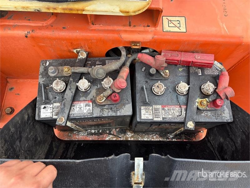 JLG T-350 Towable Lift Plataformas aéreas montadas em reboque