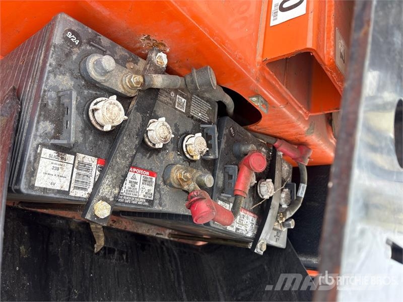 JLG T-350 Towable Lift Plataformas aéreas montadas em reboque