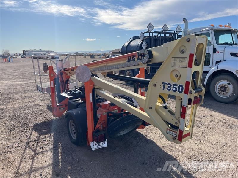 JLG T-350 Towable Lift (Inoperable) Plataformas remolcables