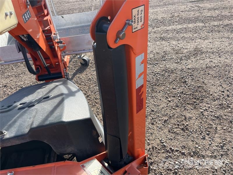 JLG T-350 Towable Lift (Inoperable) Plataformas remolcables