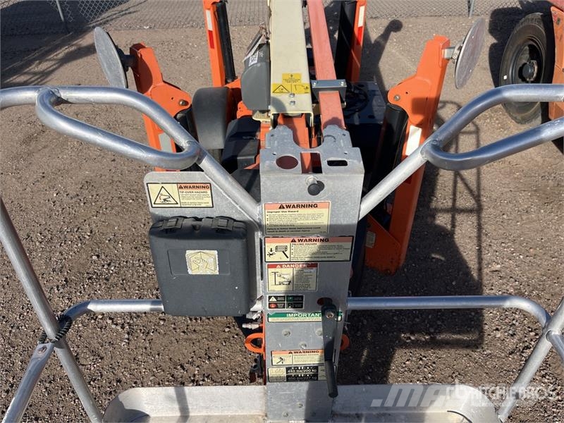 JLG T-350 Towable Lift (Inoperable) Plataformas remolcables