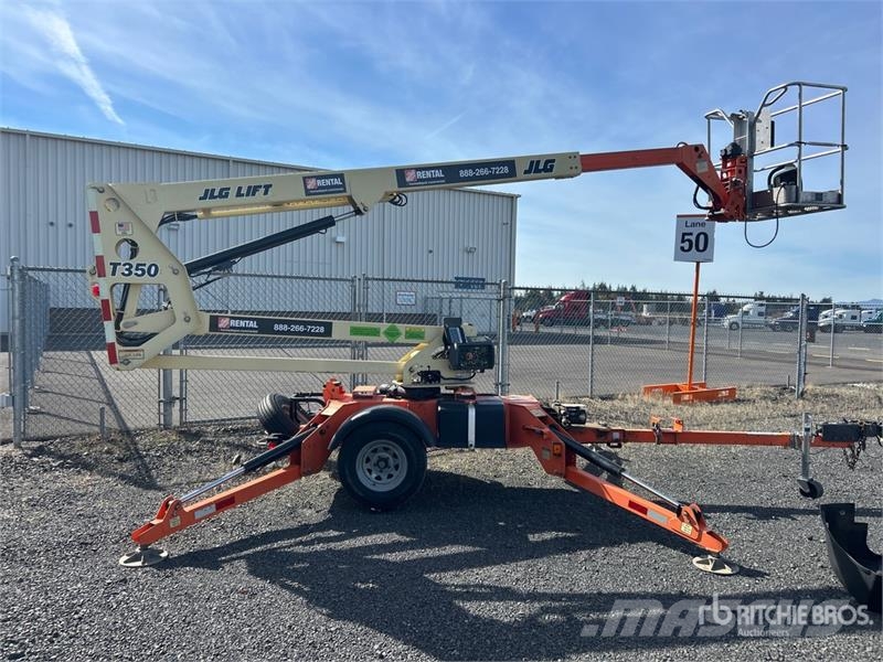 JLG T350 Towable Lift Trailer mounted aerial platforms