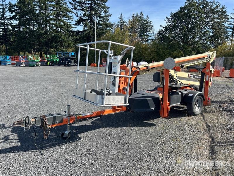JLG T350 Towable Lift Trailer mounted aerial platforms