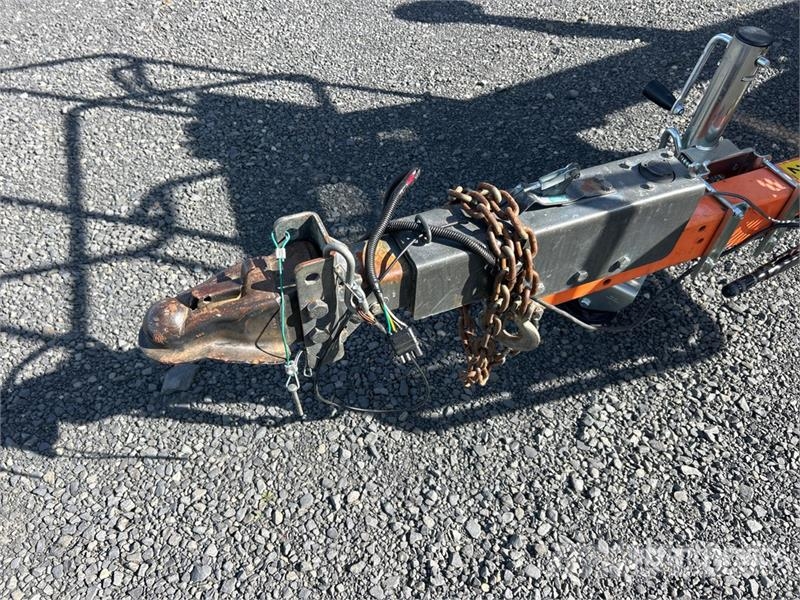 JLG T350 Towable Lift Trailer mounted aerial platforms