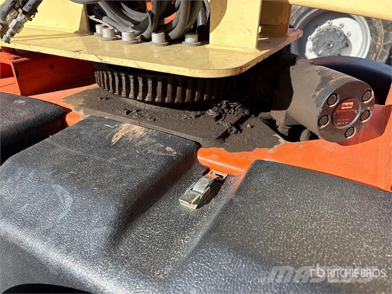 JLG T350 Towable Lift Plataformas remolcables