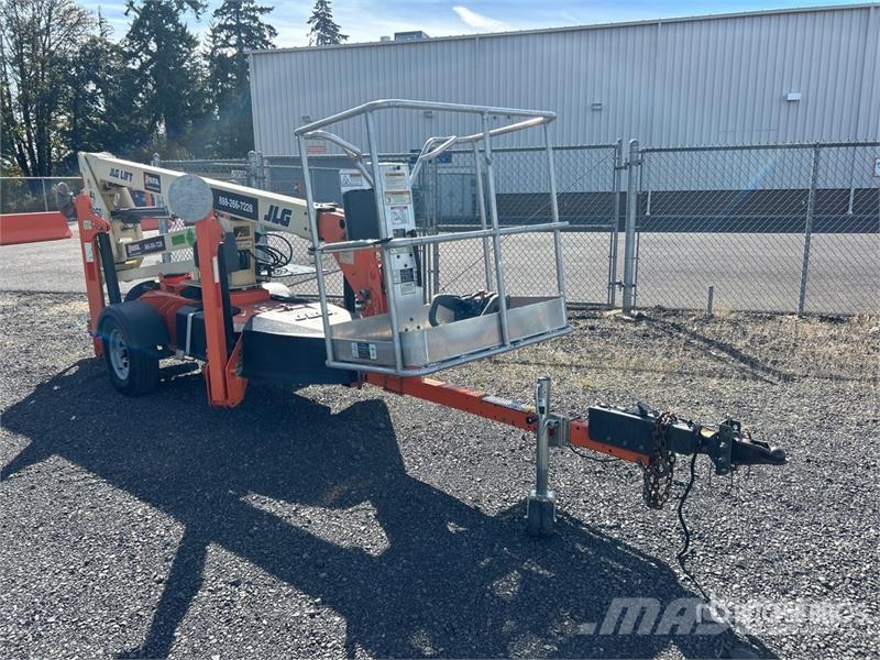 JLG T350 Towable Lift Trailer mounted aerial platforms