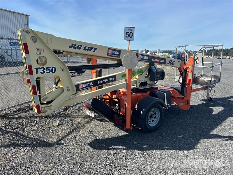 JLG T350 Towable Lift Trailer mounted aerial platforms