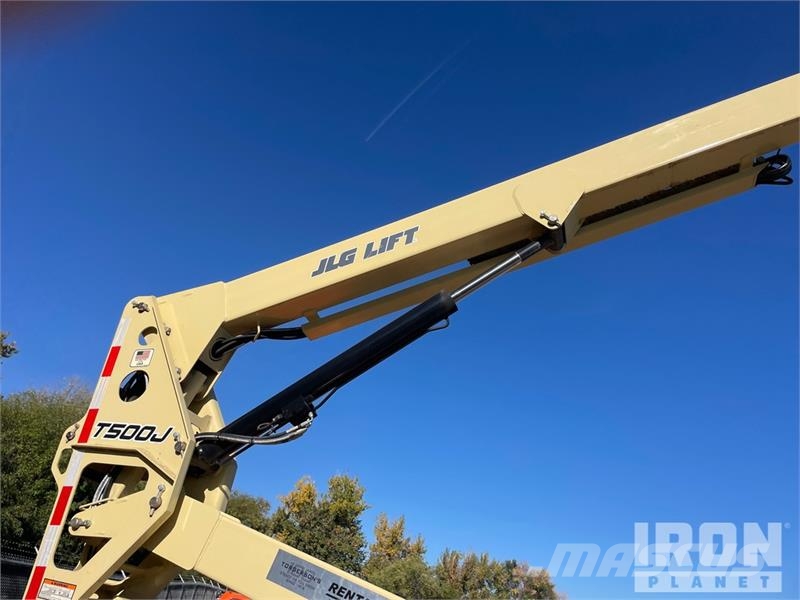 JLG T500J Plataformas aéreas montadas em reboque