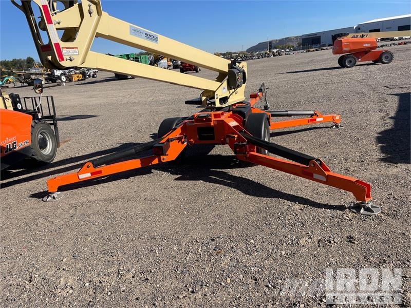 JLG T500J Towable Lift 高所作業台付トレーラー