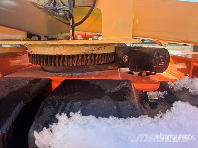 JLG T500J Towable Lift Piattaforme aeree su rimorchio