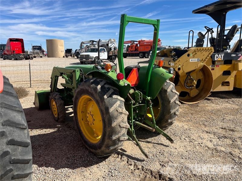John Deere 1050 4WD Utility Tractor (Inoperable) Kompakttraktorer
