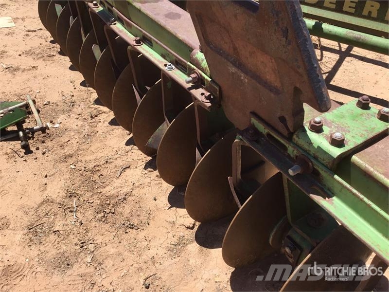 John Deere 12 ft Double Disc Kmetijstvo - drugo
