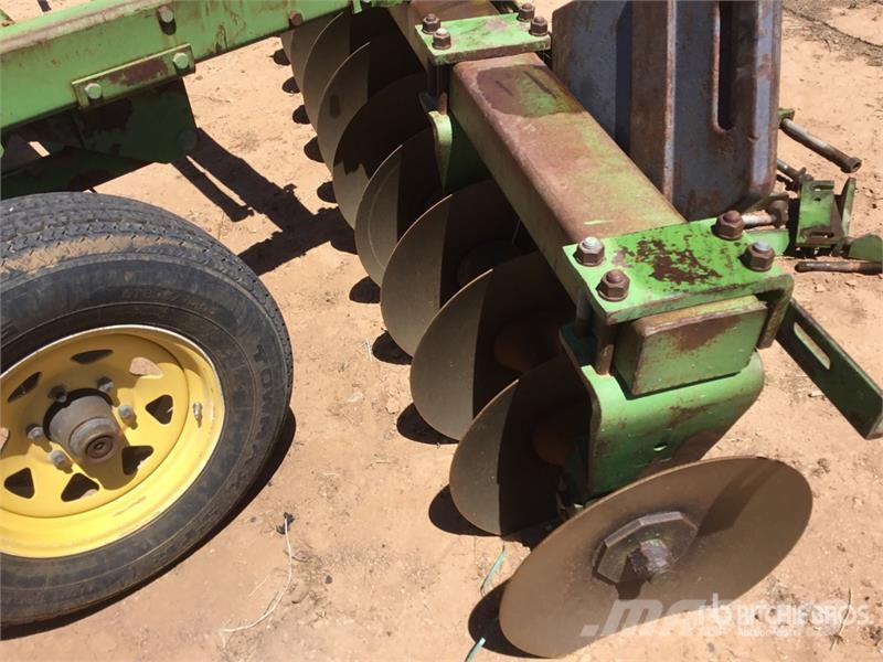 John Deere 12 ft Double Disc Kmetijstvo - drugo