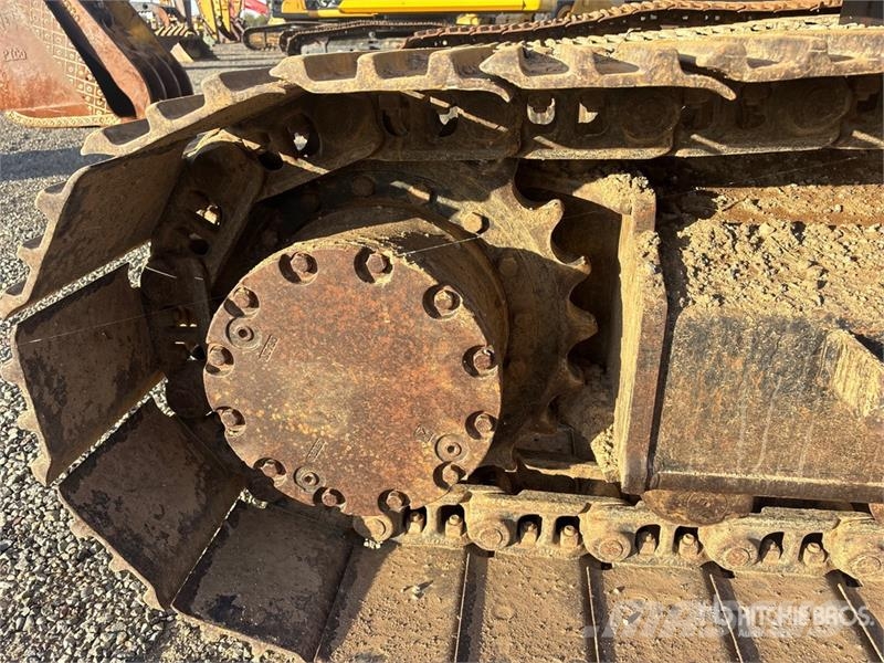 John Deere 120C Escavadoras de rastos