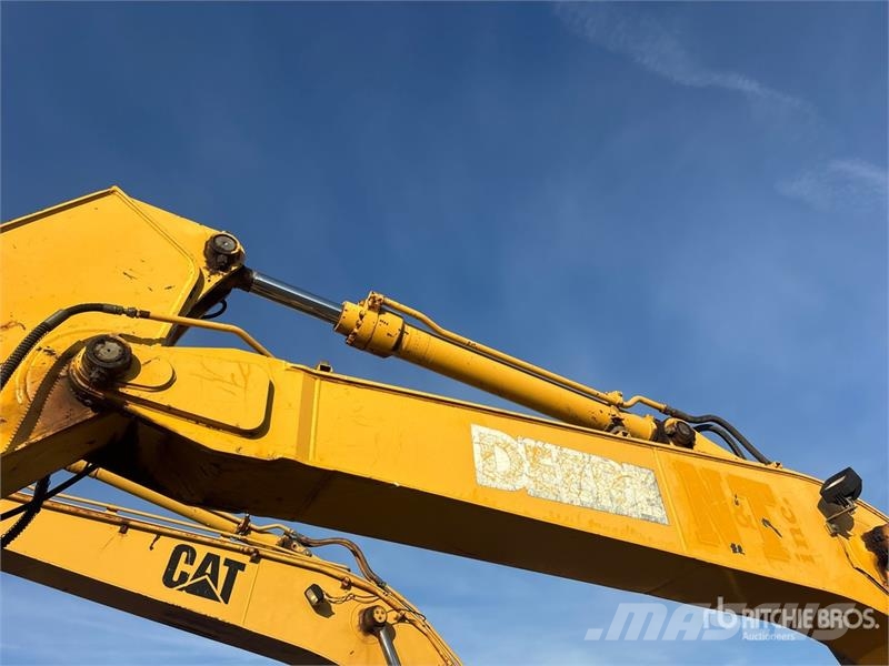 John Deere 120C Escavadoras de rastos