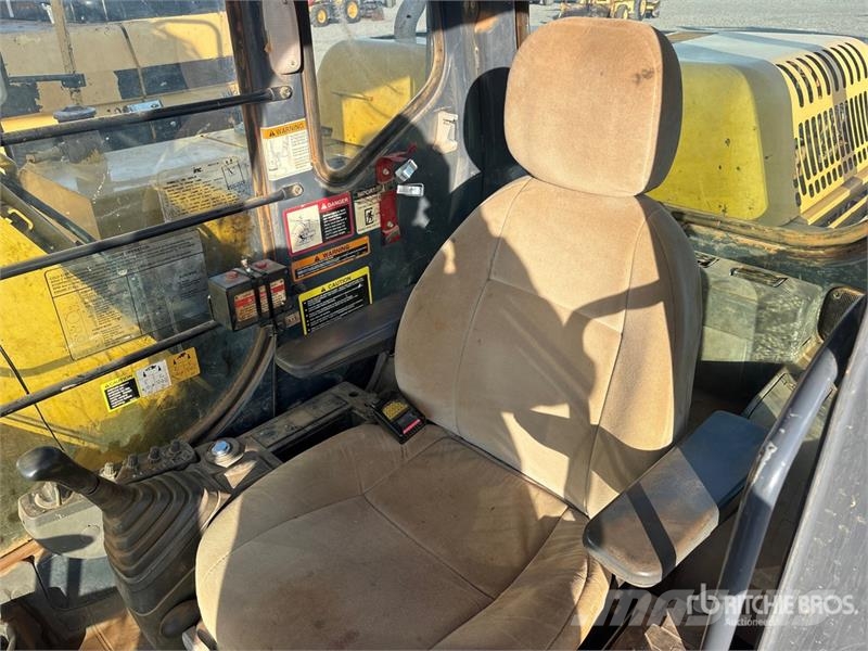 John Deere 120C Escavadoras de rastos
