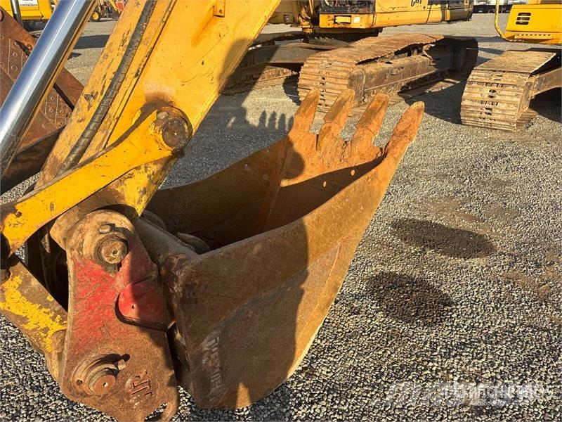 John Deere 120C Escavadoras de rastos