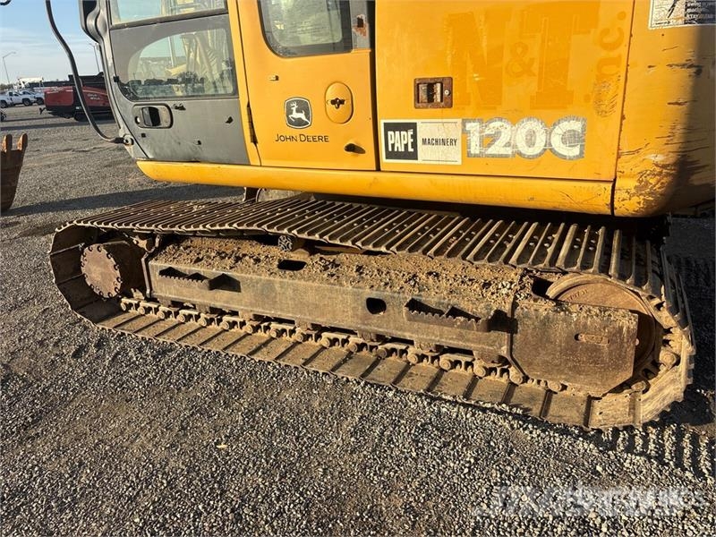 John Deere 120C Escavadoras de rastos
