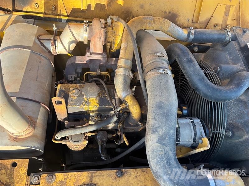 John Deere 120C Escavadoras de rastos