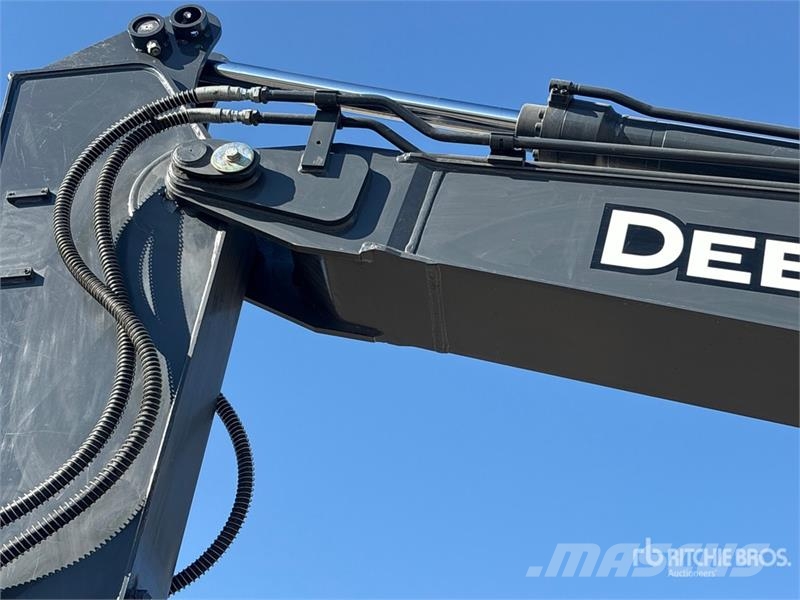 John Deere 135 P-Tier Crawler excavators