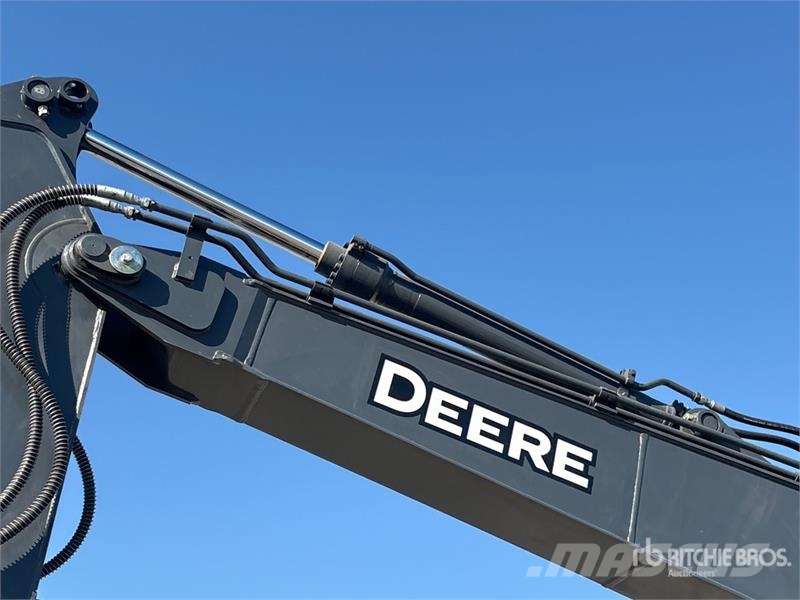 John Deere 135 P-Tier Crawler excavators