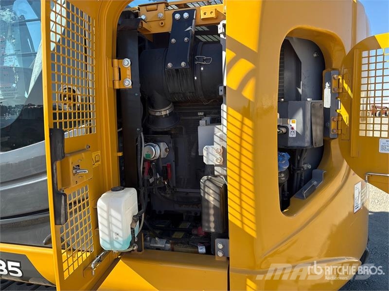 John Deere 135 P-Tier Crawler excavators