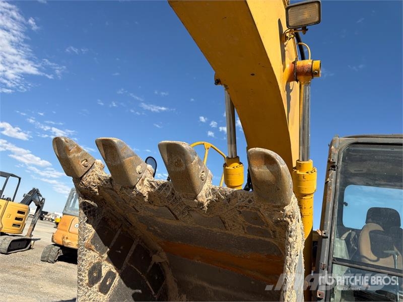 John Deere 135C 대형 굴삭기 29톤 이상