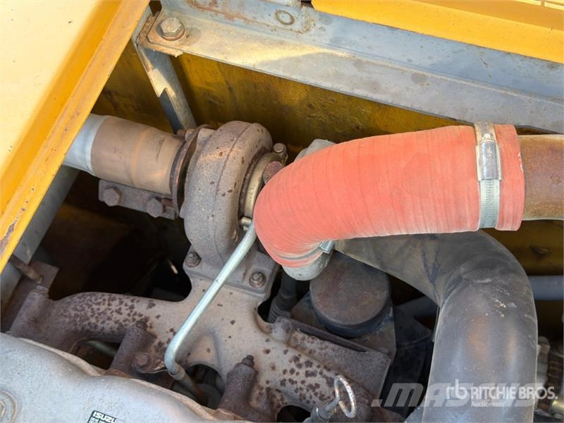 John Deere 135G Гусеничні екскаватори