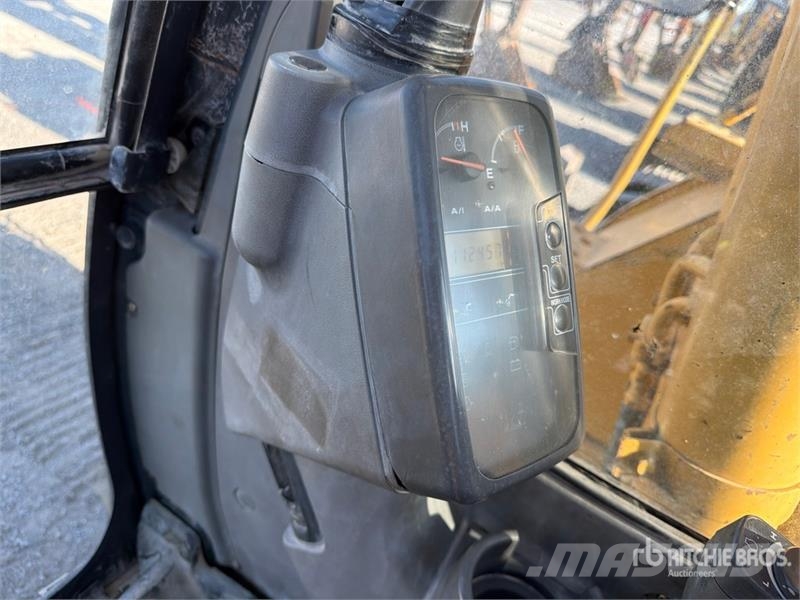 John Deere 135G Гусеничні екскаватори